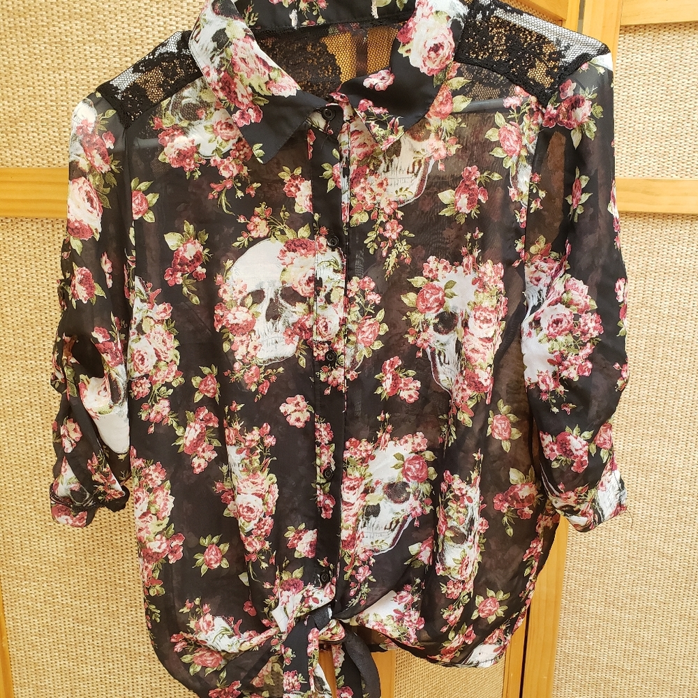 Sheer Floral Skull Top S/M
